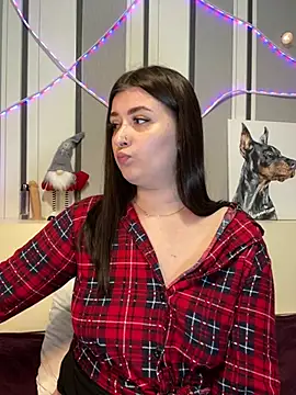 Jadelli online show from 30, 1, 2025