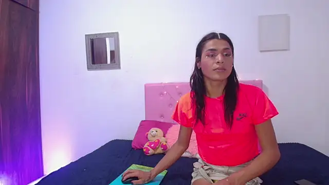 issa kitty online show from 22, 2, 2025