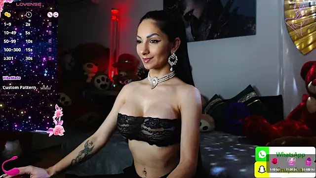 EvelynAisha online show from 23, 2, 2025