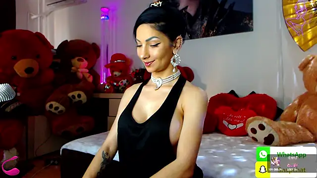 EvelynAisha online show from 21, 3, 2025