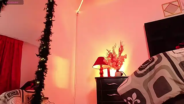 Pauilina online show from 15, 12, 2024