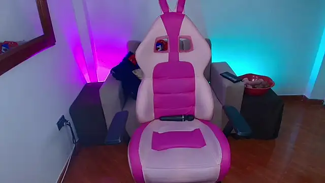 Pauilina online show from 18, 3, 2025