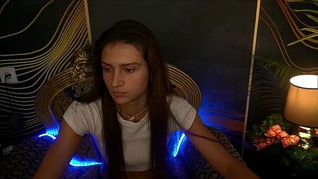 Snapshot of ValeryRoyale chatting on 20, 12, 2024 ValeryRoyale online show from 20, 12, 2024