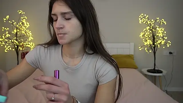 Snapshot of ValeryRoyale chatting on 5, 2, 2025 ValeryRoyale online show from 5, 2, 2025