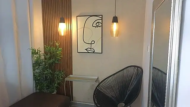 Dalila Sky online show from 15, 10, 2025