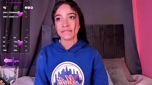 Mereo leona online show from 4, 1, 2025