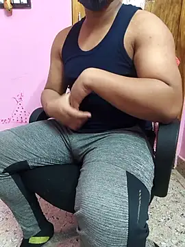 Snapshot of zon_zustin chatting on 16, 2, 2025 zon zustin online show from 16, 2, 2025