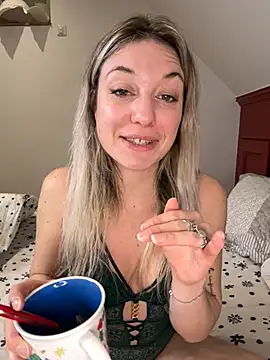 Snapshot of carlaaa chatting on 9, 2, 2026 carlaaa online show from 9, 2, 2026