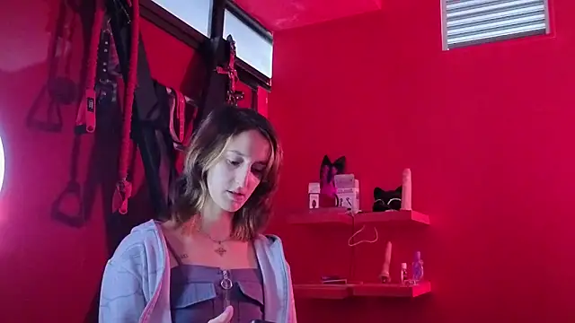 Ambar Roux  online show from 12, 1, 2026