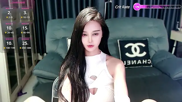 Annibaby8 online show from 5, 3, 2025