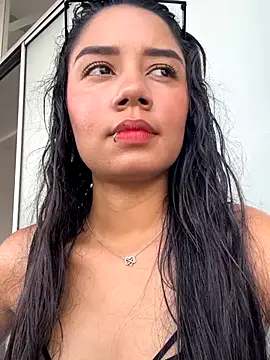 Snapshot of _Luana chatting on 16, 12, 2025 Luana online show from 16, 12, 2025