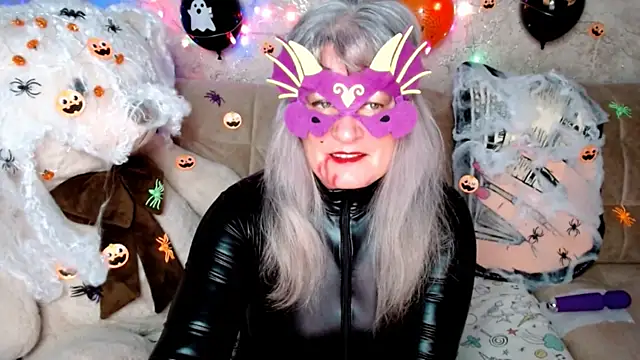 Snapshot of SiberiabBerry chatting on 31, 10, 2025 SiberiabBerry online show from 31, 10, 2025