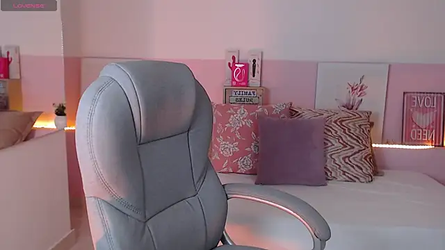 violeta leon online show from 22, 3, 2025