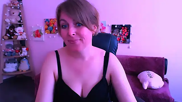 Snapshot of Hot_Milady chatting on 30, 4, 2026 Hot Milady online show from 30, 4, 2026