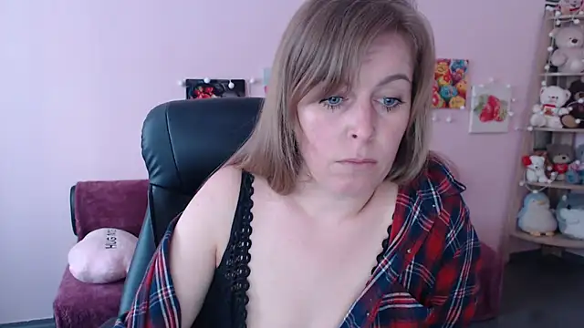 Snapshot of Hot_Milady chatting on 8, 5, 2026 Hot Milady online show from 8, 5, 2026
