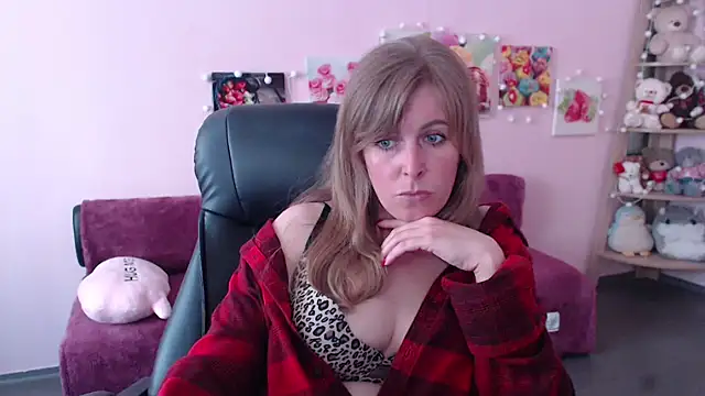 Snapshot of Hot_Milady chatting on 19, 5, 2026 Hot Milady online show from 19, 5, 2026