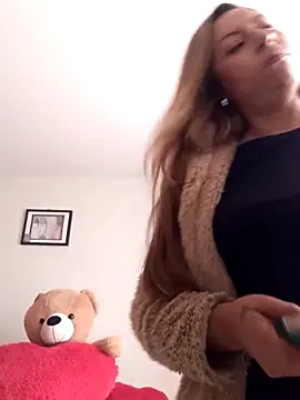 Snapshot of Katalina_S3xy chatting on 17, 2, 2025 Katalina S3xy online show from 17, 2, 2025