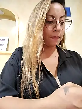 Snapshot of Katalina_S3xy chatting on 21, 2, 2025 Katalina S3xy online show from 21, 2, 2025