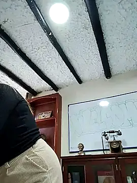 Snapshot of Katalina_S3xy chatting on 22, 2, 2025 Katalina S3xy online show from 22, 2, 2025