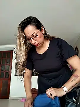 Snapshot of Katalina_S3xy chatting on 24, 2, 2025 Katalina S3xy online show from 24, 2, 2025