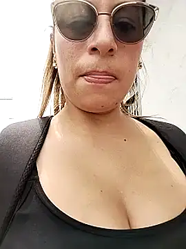 Snapshot of Katalina_S3xy chatting on 27, 2, 2025 Katalina S3xy online show from 27, 2, 2025