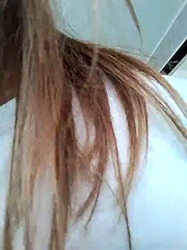 Snapshot of Katalina_S3xy chatting on 3, 3, 2025 Katalina S3xy online show from 3, 3, 2025