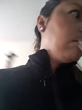 Snapshot of Katalina_S3xy chatting on 4, 3, 2025 Katalina S3xy online show from 4, 3, 2025