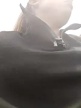 Snapshot of Katalina_S3xy chatting on 4, 3, 2025 Katalina S3xy online show from 4, 3, 2025