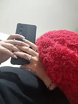 Snapshot of Katalina_S3xy chatting on 5, 3, 2025 Katalina S3xy online show from 5, 3, 2025