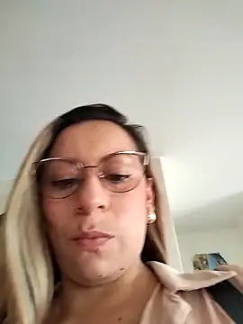 Snapshot of Katalina_S3xy chatting on 6, 3, 2025 Katalina S3xy online show from 6, 3, 2025