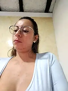 Snapshot of Katalina_S3xy chatting on 7, 3, 2025 Katalina S3xy online show from 7, 3, 2025