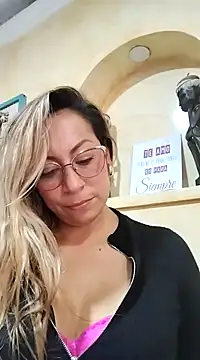 Snapshot of Katalina_S3xy chatting on 8, 3, 2025 Katalina S3xy online show from 8, 3, 2025