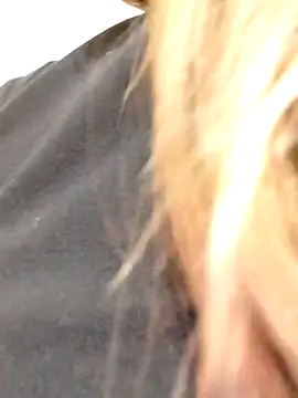 Snapshot of Katalina_S3xy chatting on 10, 3, 2025 Katalina S3xy online show from 10, 3, 2025