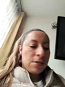 Snapshot of Katalina_S3xy chatting on 12, 3, 2025 Katalina S3xy online show from 12, 3, 2025