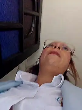 Snapshot of Katalina_S3xy chatting on 8, 10, 2025 Katalina S3xy online show from 8, 10, 2025