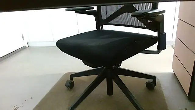 Snapshot of lovewalknaked chatting on 26, 11, 2025 lovewalknaked online show from 26, 11, 2025