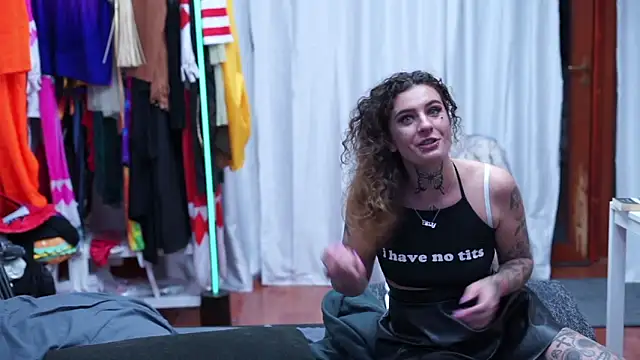 MacTroy online show from 10, 2, 2025