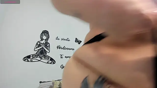 Snapshot of barbaara__ chatting on 5, 2, 2026 barbaara online show from 5, 2, 2026