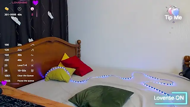 Lillianhot68 online show from 9, 2, 2025