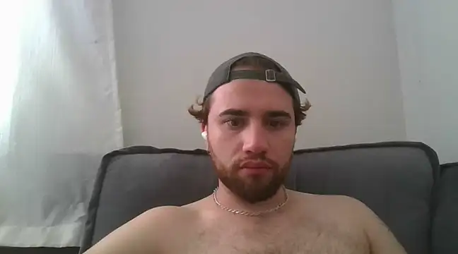 Snapshot of TomAlex chatting on 6, 2, 2025 TomAlex online show from 6, 2, 2025