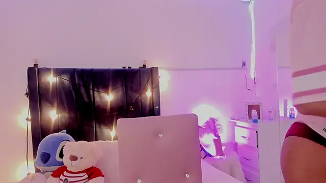 CamiloDoumit online show from 6, 2, 2025