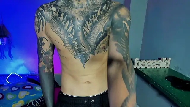 Travistanner 28 online show from 19, 9, 2025