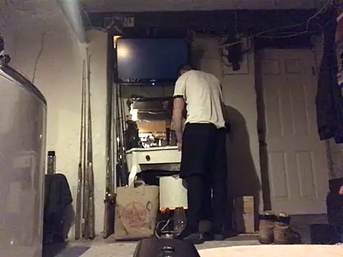 Gman143187 online show from 6, 1, 2025