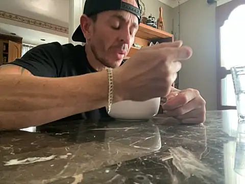 Gman143187 online show from 4, 10, 2025