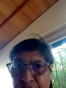 florecita69 online show from 17, 2, 2025