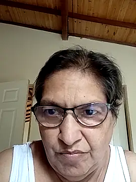 florecita69 online show from 20, 3, 2025