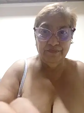 florecita69 online show from 6, 3, 2026