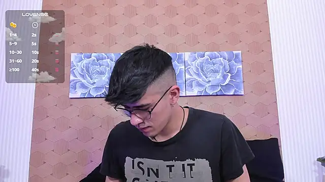 Ryan Clark  online show from 1, 12, 2024