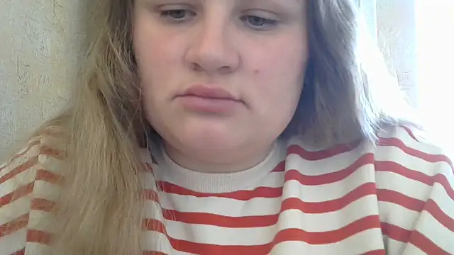 Snapshot of Honeydew-Waves chatting on 10, 3, 2026 Honeydew-Waves online show from 10, 3, 2026