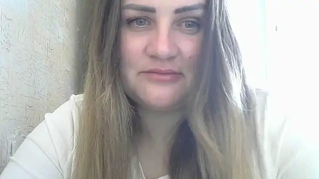 Snapshot of Honeydew-Waves chatting on 16, 4, 2026 Honeydew-Waves online show from 16, 4, 2026